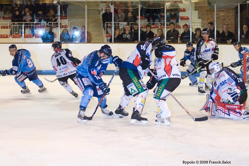 Angers  6 - 0 Caen 