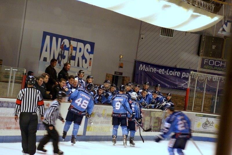 Angers  6 - 0 Caen 
