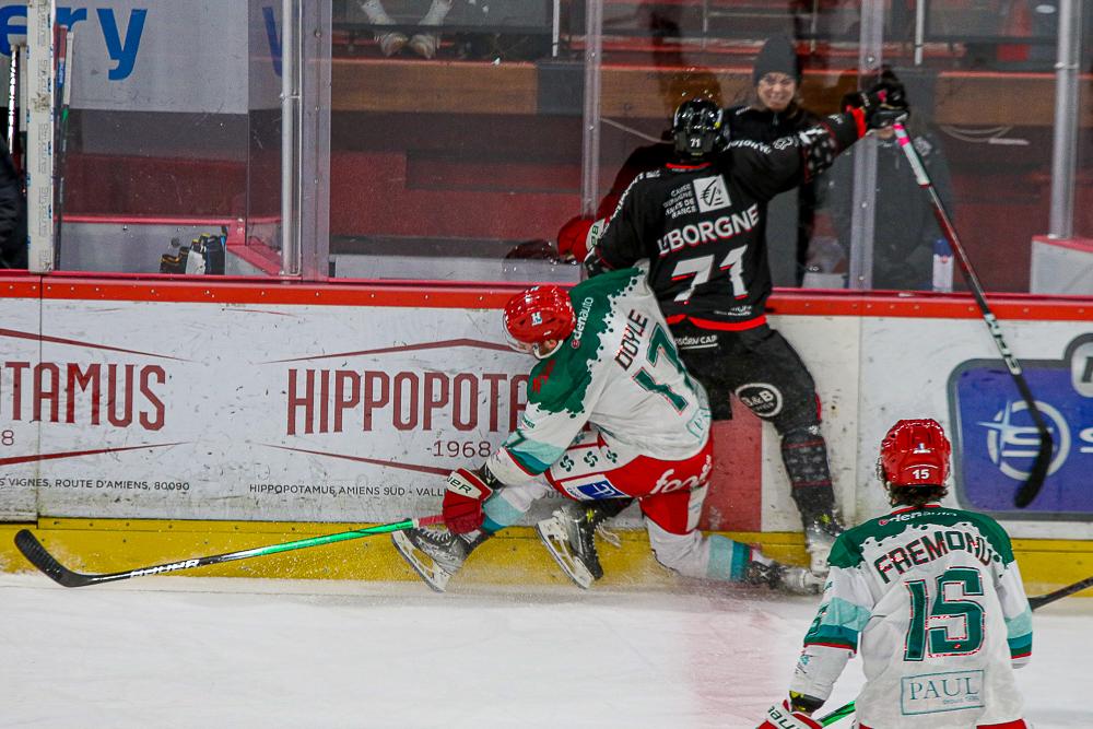 Amiens  4 - 3 Anglet