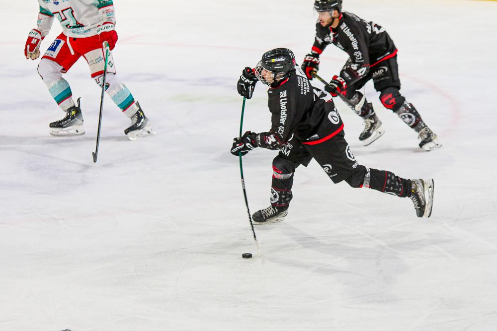 Amiens  4 - 3 Anglet