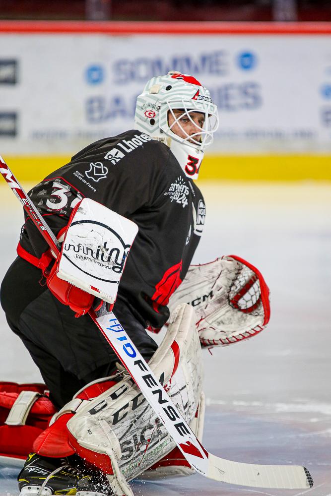 Amiens  4 - 3 Anglet