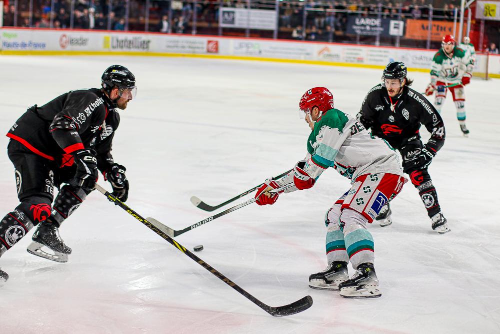 Amiens  4 - 3 Anglet