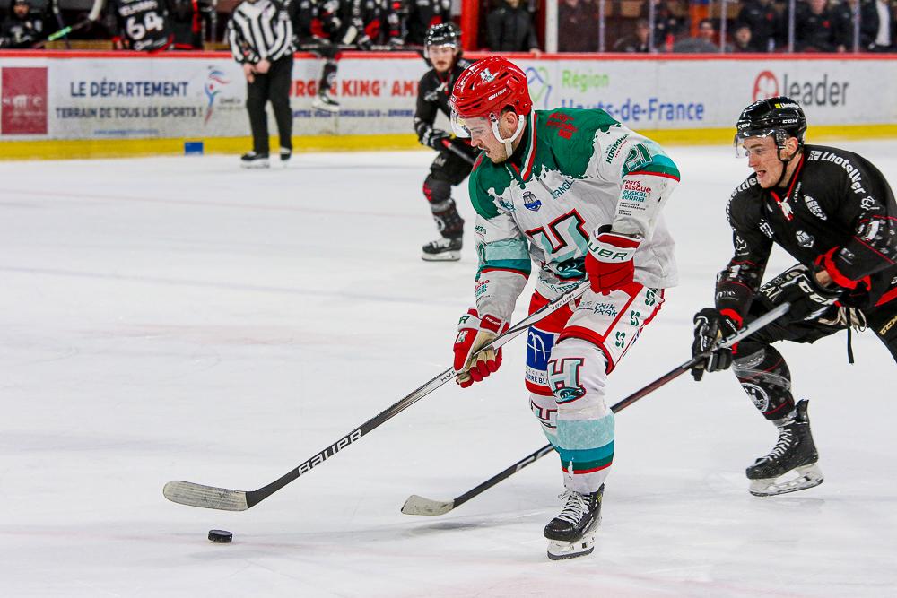 Amiens  4 - 3 Anglet
