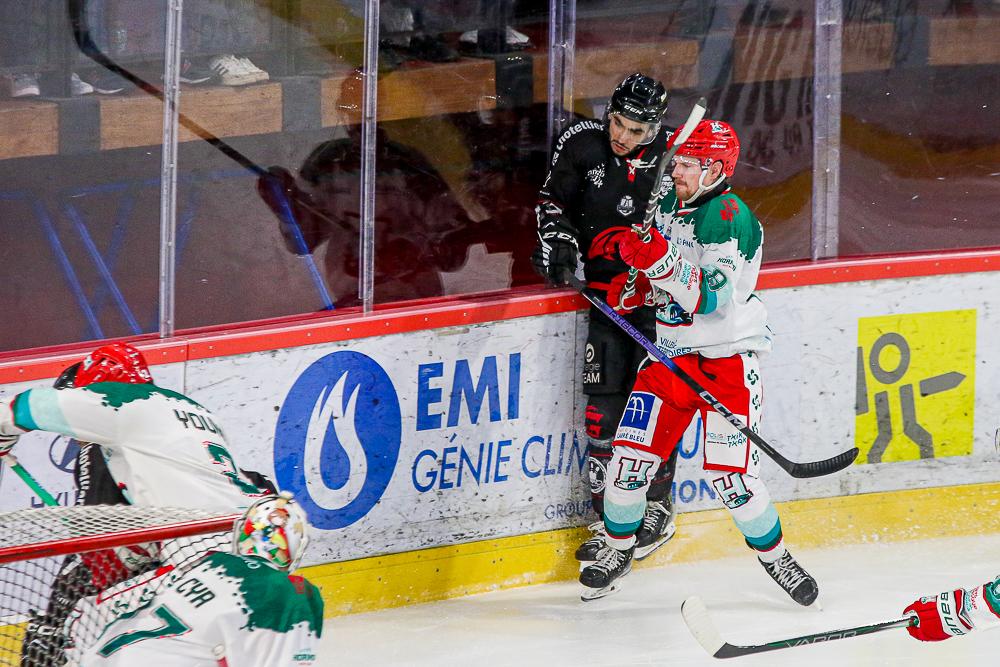 Amiens  4 - 3 Anglet