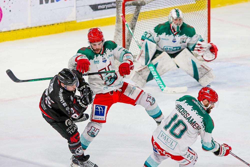 Amiens  4 - 3 Anglet