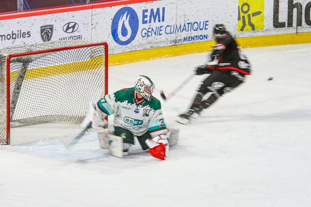 Amiens  4 - 3 Anglet