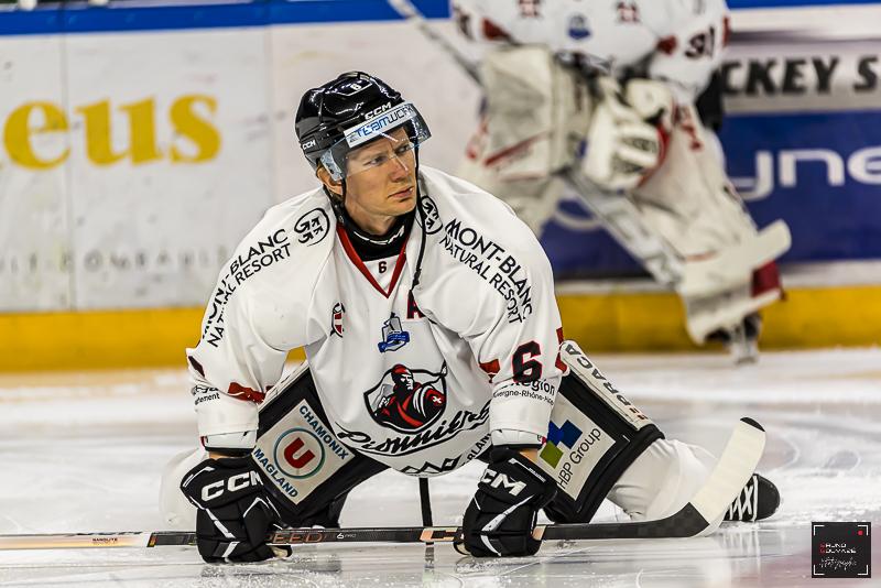 Cergy-Pontoise 7 - 3 Chamonix 