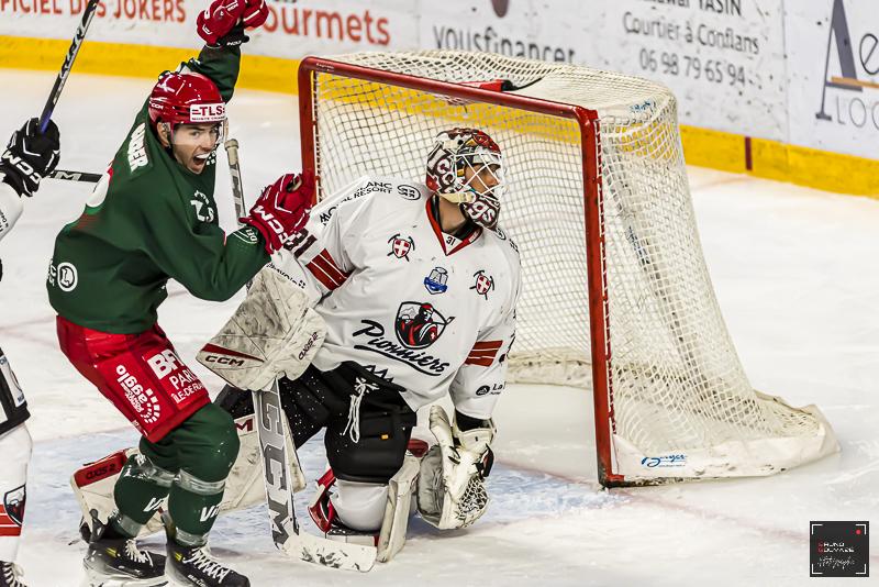 Cergy-Pontoise 7 - 3 Chamonix 