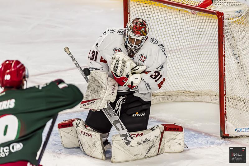 Cergy-Pontoise 7 - 3 Chamonix 