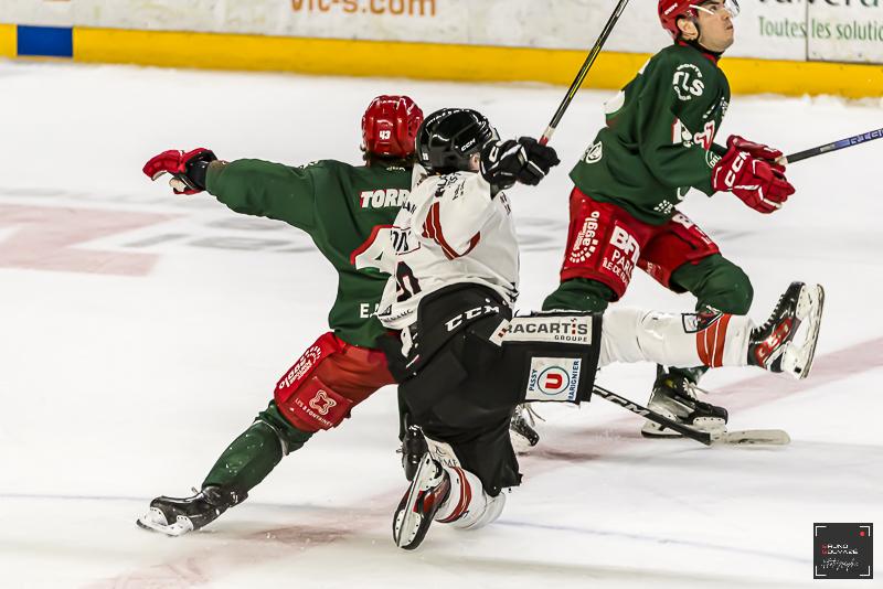 Cergy-Pontoise 7 - 3 Chamonix 