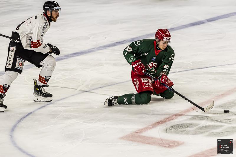 Cergy-Pontoise 7 - 3 Chamonix 