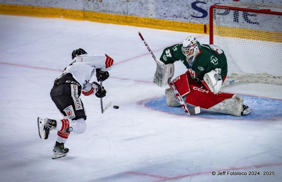 Cergy-Pontoise 7 - 3 Chamonix 