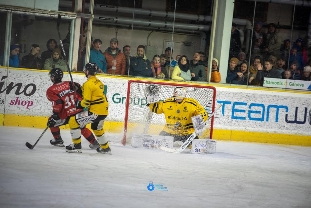 Chamonix  1 - 4 Rouen