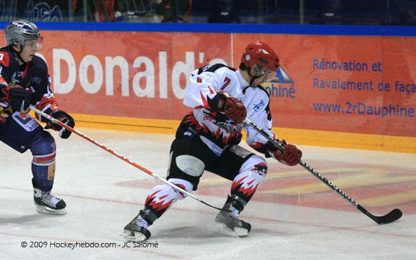 Grenoble  7 - 3 Neuilly/Marne