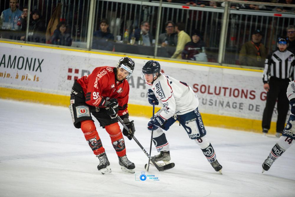 Chamonix  1 - 5 Angers 