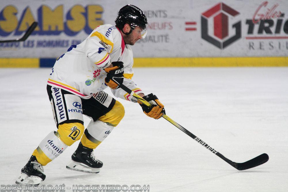 Grenoble  3 - 6 Rouen