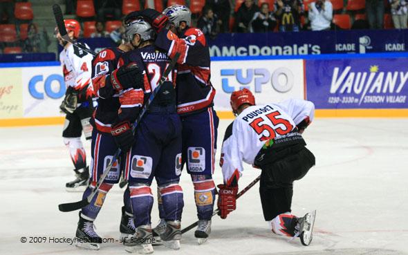 Grenoble  7 - 3 Neuilly/Marne