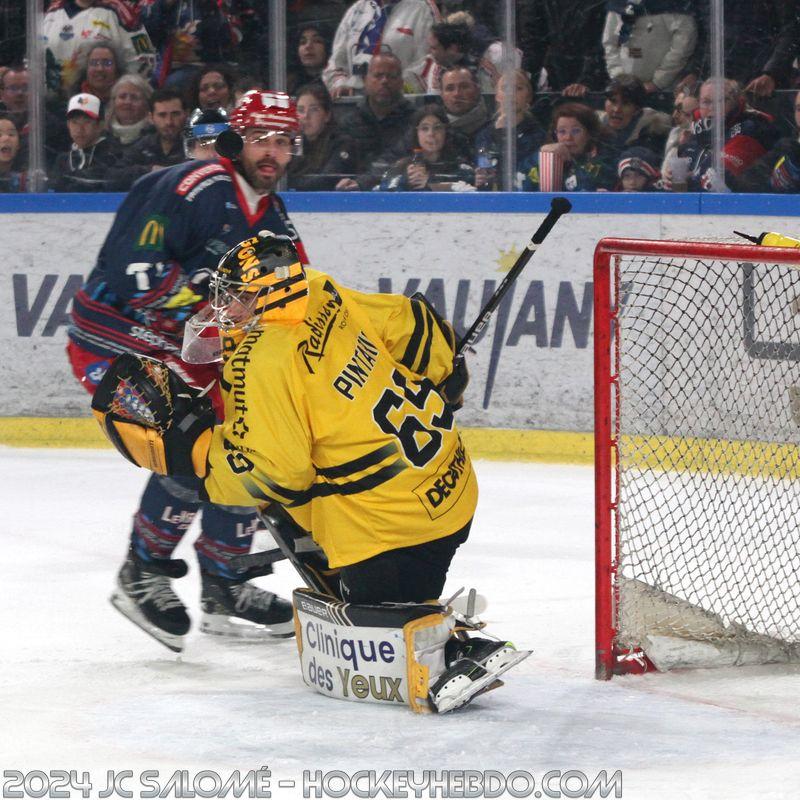 Grenoble  3 - 6 Rouen
