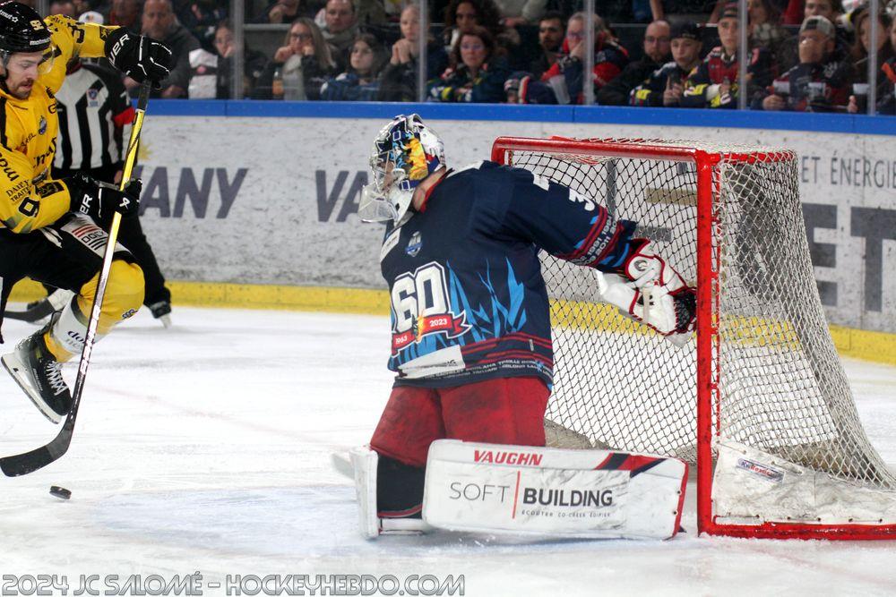 Grenoble  3 - 6 Rouen