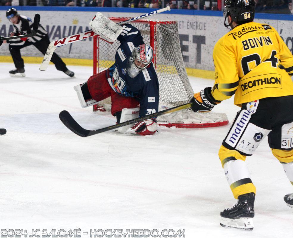 Grenoble  3 - 6 Rouen