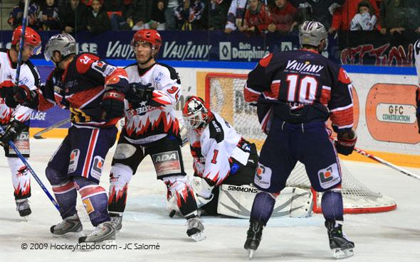 Grenoble  7 - 3 Neuilly/Marne