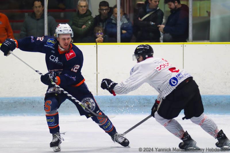 Clermont-Ferrand 5 - 3 Amiens II