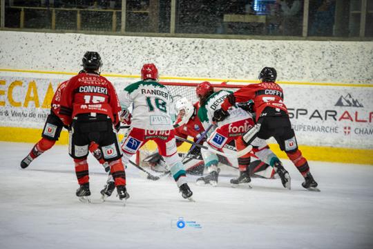 Chamonix  2 - 5 Anglet