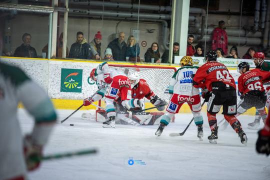 Chamonix  2 - 5 Anglet