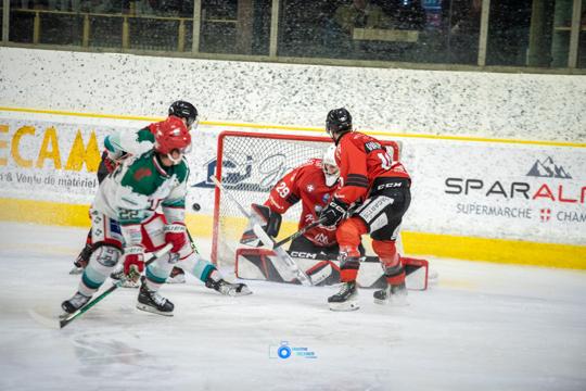 Chamonix  2 - 5 Anglet