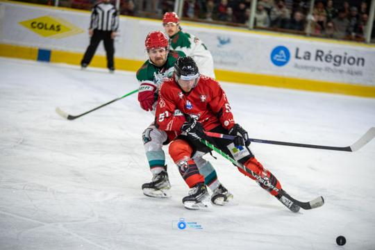 Chamonix  2 - 5 Anglet