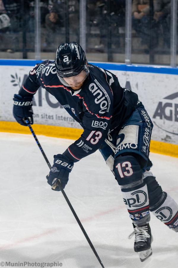 Angers  5 - 2 Cergy-Pontoise