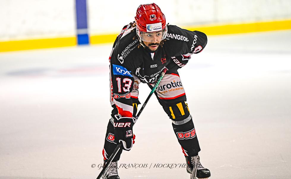 Cholet  4 - 3 Nantes
