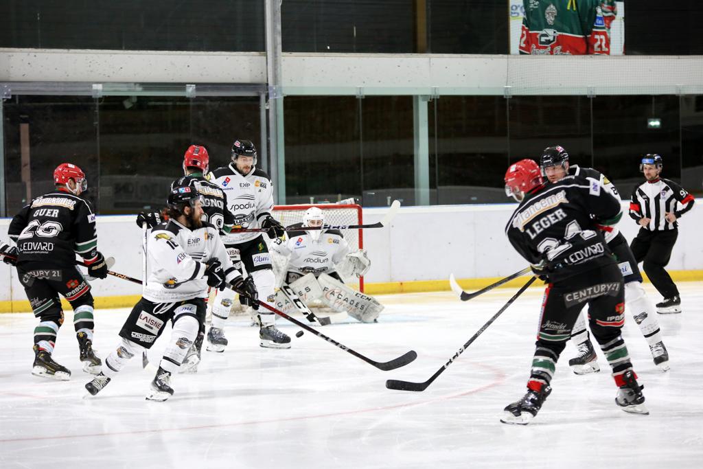 Mont-Blanc 8 - 4 Brest 