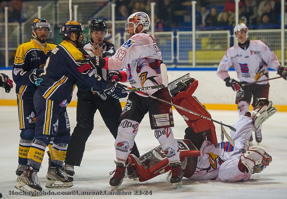 Villard-de-Lans 4 - 2 La Roche-sur-Yon