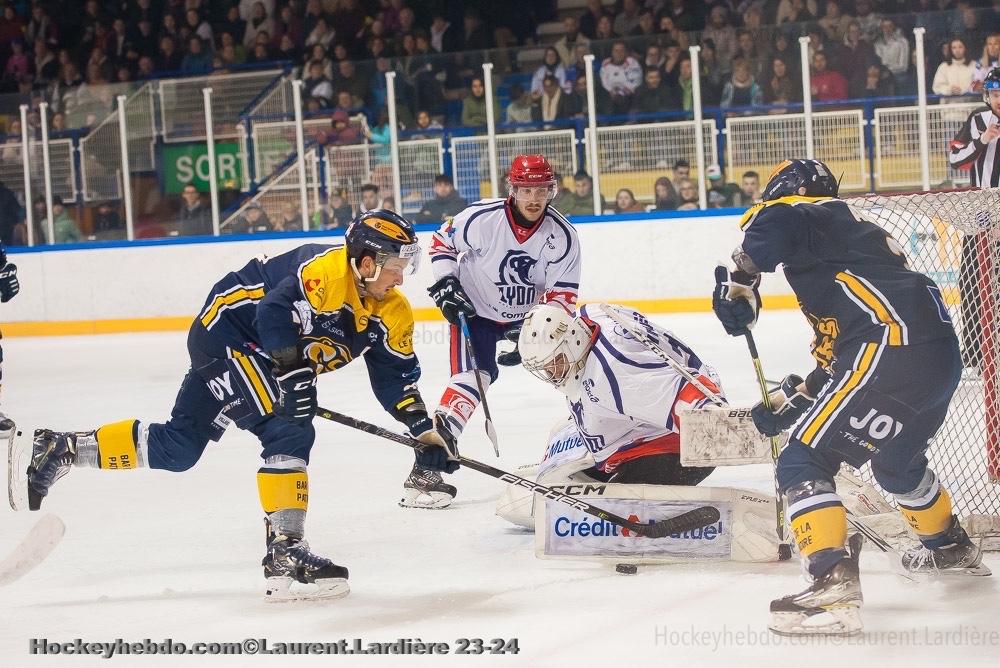 Villard-de-Lans 6 - 3 Lyon