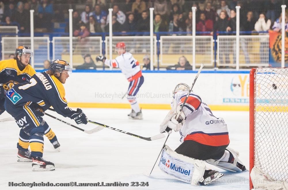 Villard-de-Lans 6 - 3 Lyon