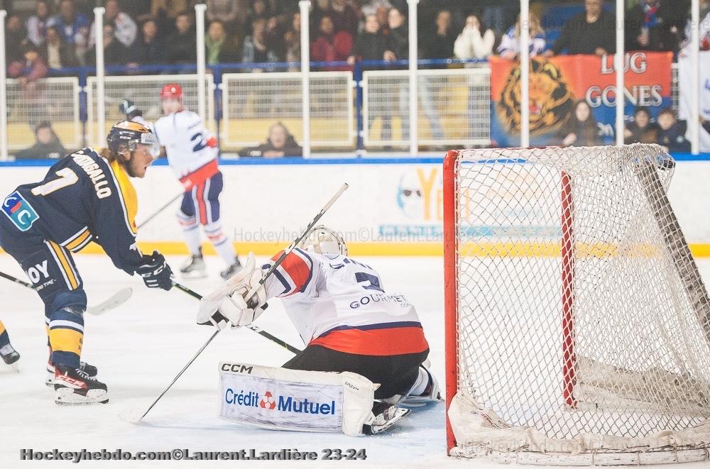 Villard-de-Lans 6 - 3 Lyon