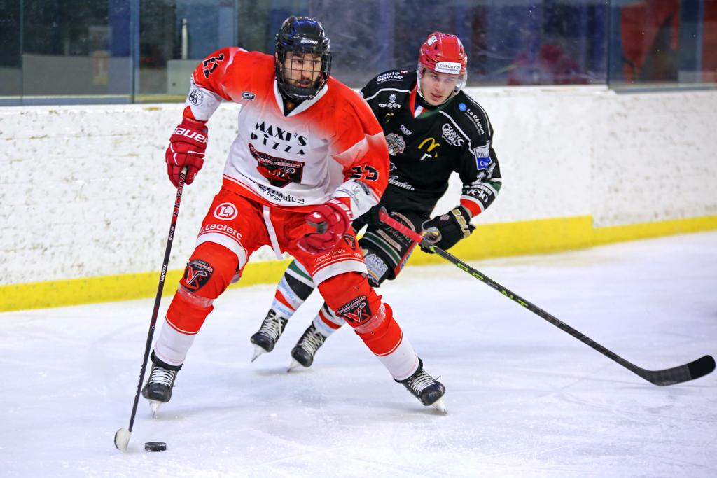 Mont-Blanc 5 - 2 Valenciennes