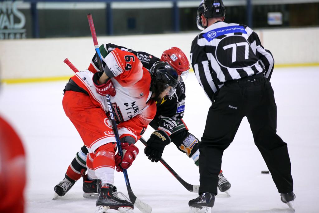 Mont-Blanc 5 - 2 Valenciennes