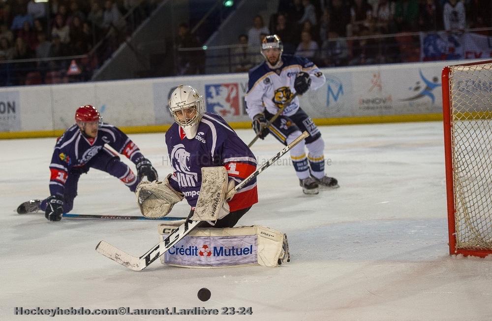 Lyon 2 - 4 Villard-de-Lans