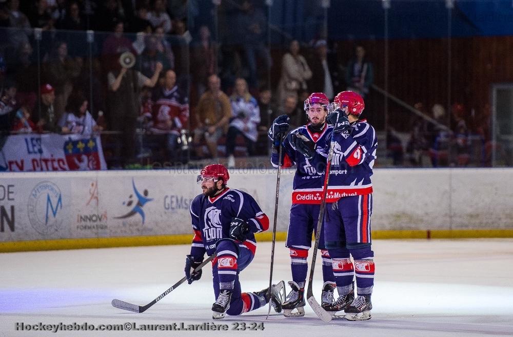 Lyon 2 - 4 Villard-de-Lans
