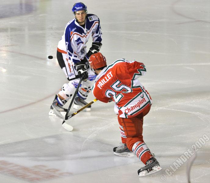 Courbevoie  3 - 8 Brest 