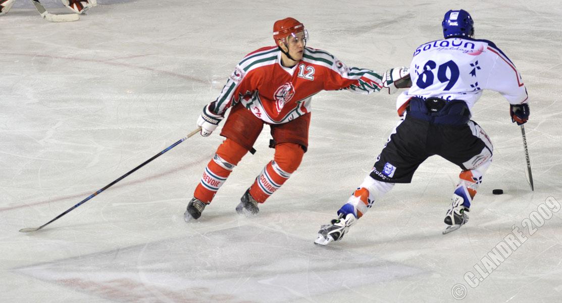 Courbevoie  3 - 8 Brest 