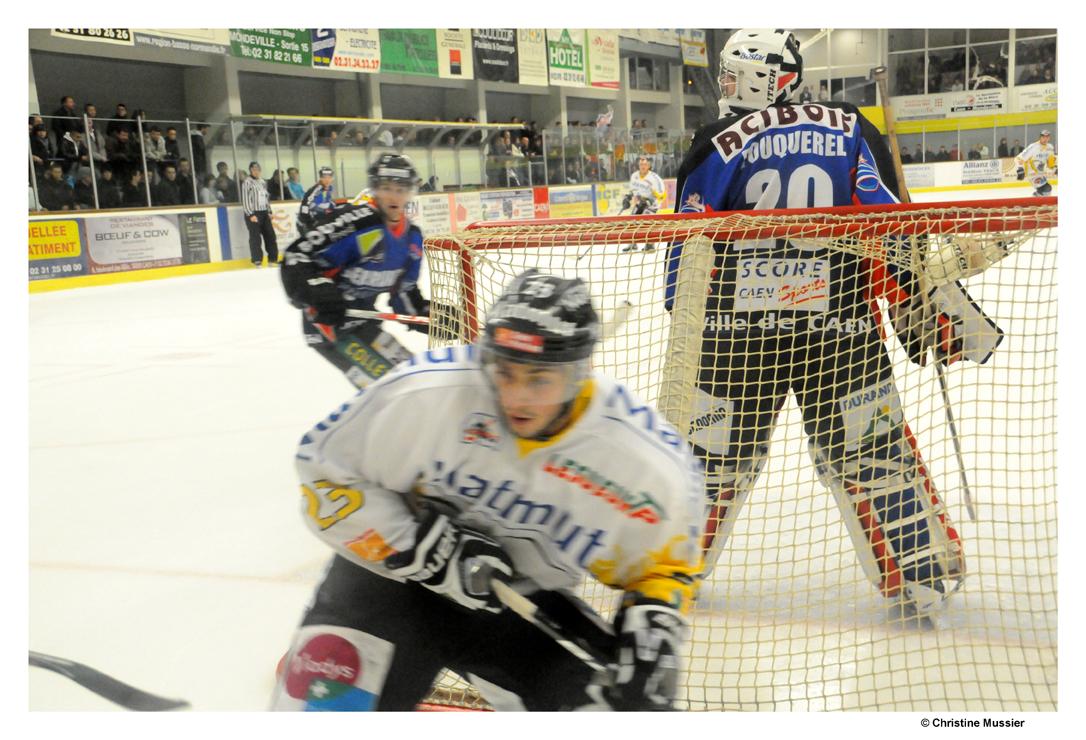 Caen  4 - 3 Rouen