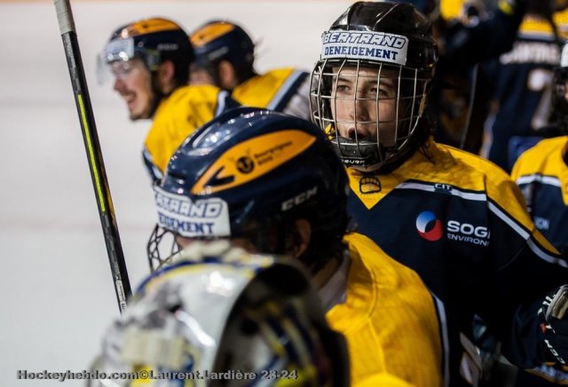 Photo hockey match Villard-de-Lans - Courchevel-Méribel-Pralognan le 20/04/2024