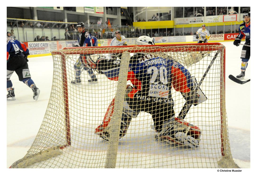 Caen  4 - 3 Rouen