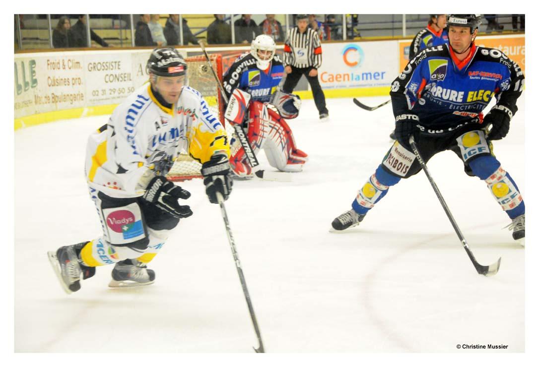 Caen  4 - 3 Rouen
