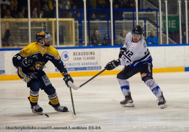 Photo hockey match Villard-de-Lans - Courchevel-Méribel-Pralognan le 21/04/2024