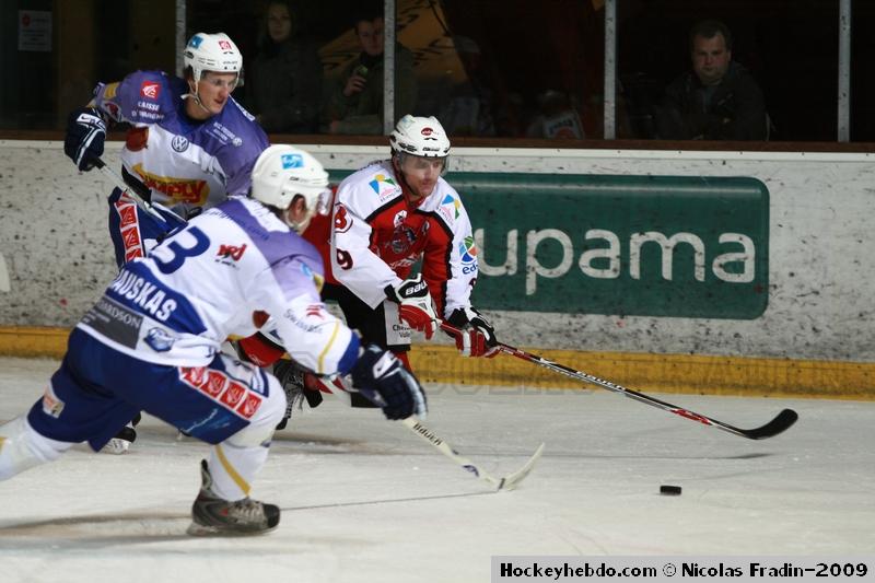 Briançon  3 - 2 Avignon