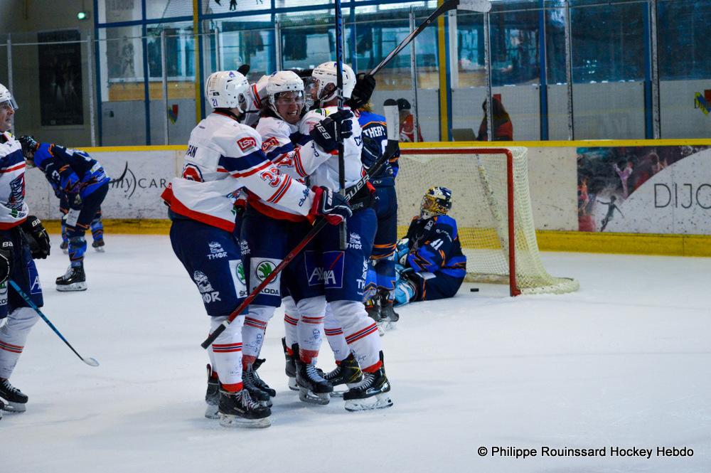 Châlons-en-Champagne 3 - 4 Luxembourg